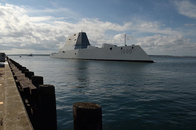 Эсминец "Зумвальт" (Zumwalt), ВМС США
